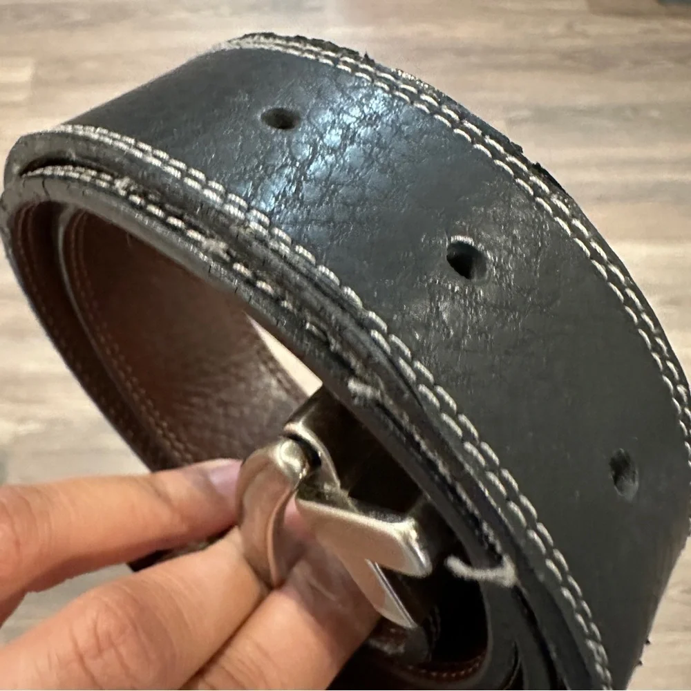 Nike Set of 2 Men’s Belts in Black & Brown Colors  Waist Adjustable Buckles